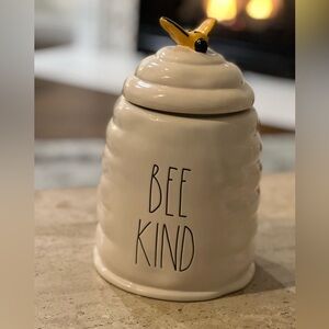 Rae Dunn “Bee Kind” Cookie Jar/Canister 10” Artisan Collection by Magenta